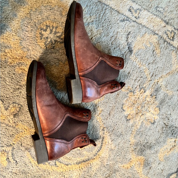 Women’s Olukai boots - Picture 6 of 6